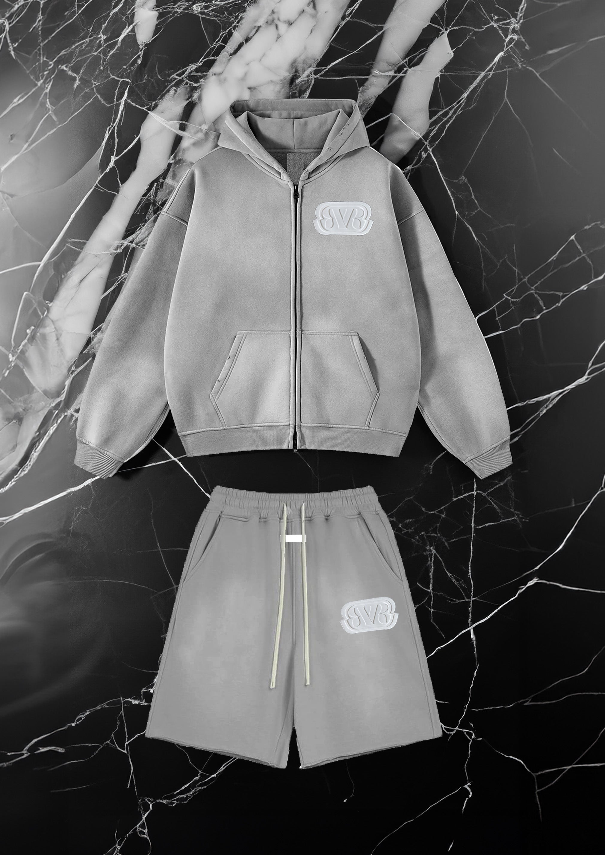 Oversized RVR 24's collection Shorts set