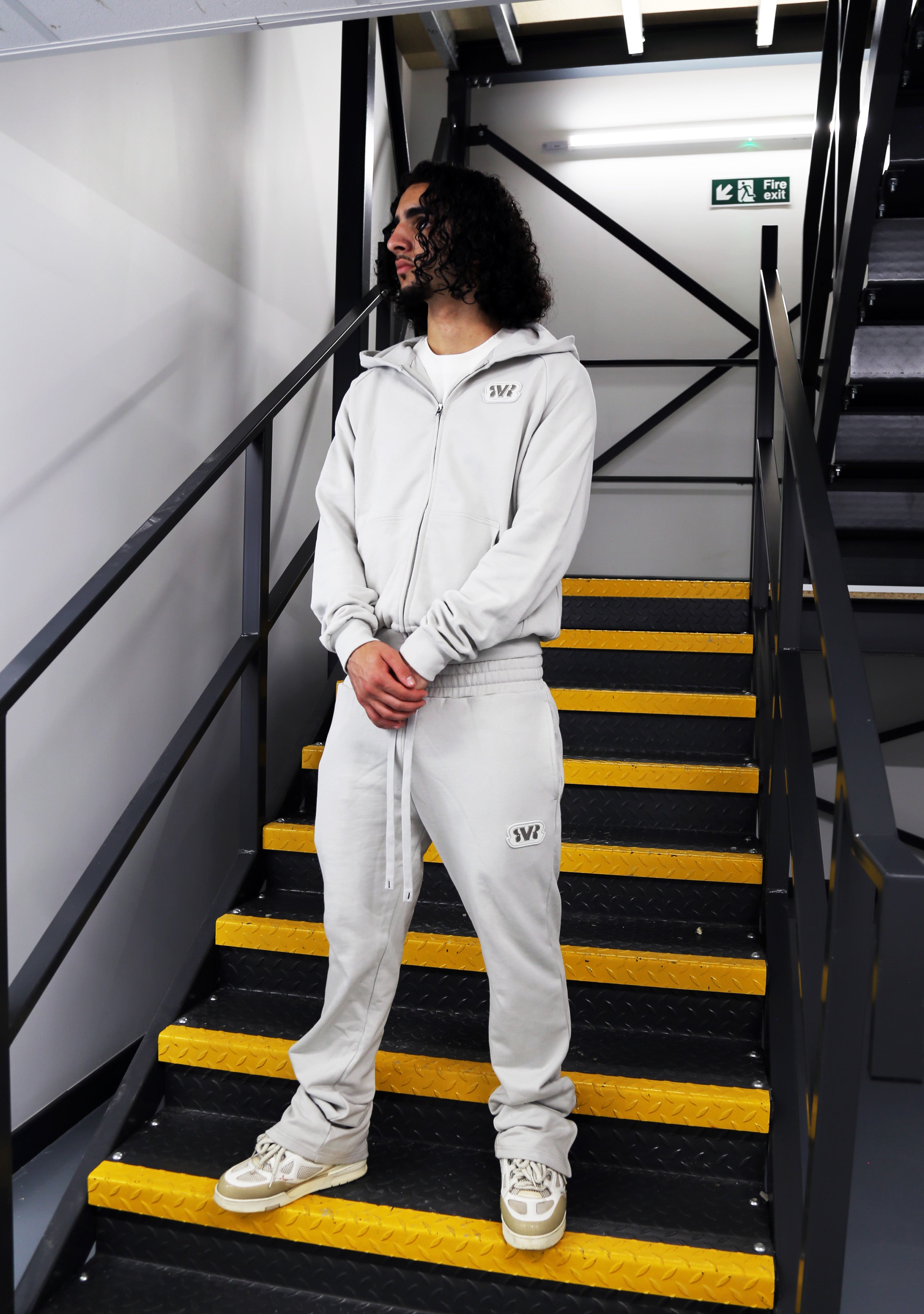 Luxury 25's Gris Tracksuit